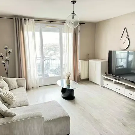 T3 A - Parking Gratuit * Angers