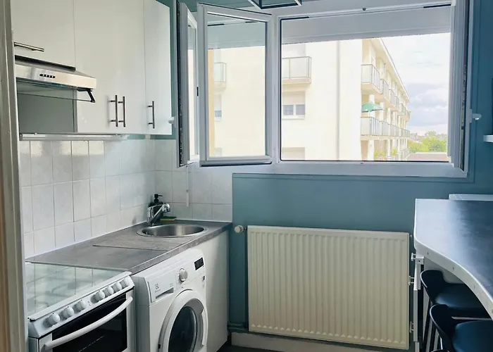 T3 à Idéal Pros - Parking Gratuit Apartamento *